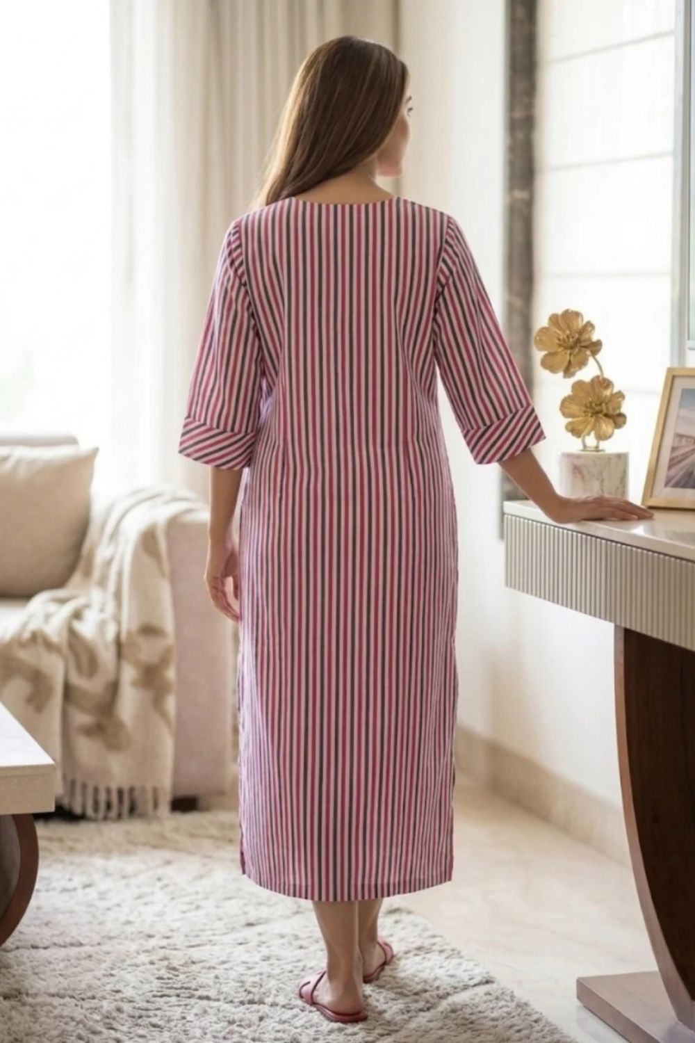 Veronica Classic Dress